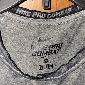 Mens Nike Pro Combat fitted sleeveless xl